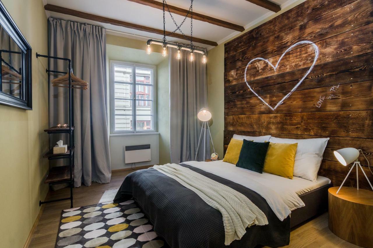 Old Town Square Apartments By Michal&Friends ปราก ภายนอก รูปภาพ